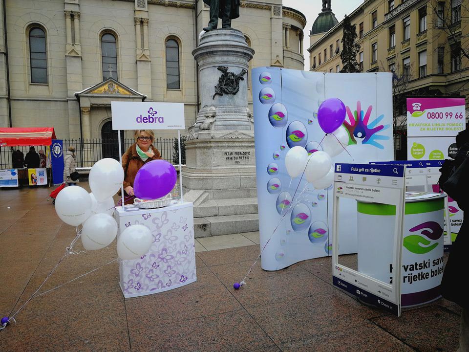 The campaign on the Cvijetni trg for the occasion of rare diseases