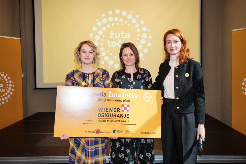 DEBRA PITCH izabran u jedan od dva najbolja